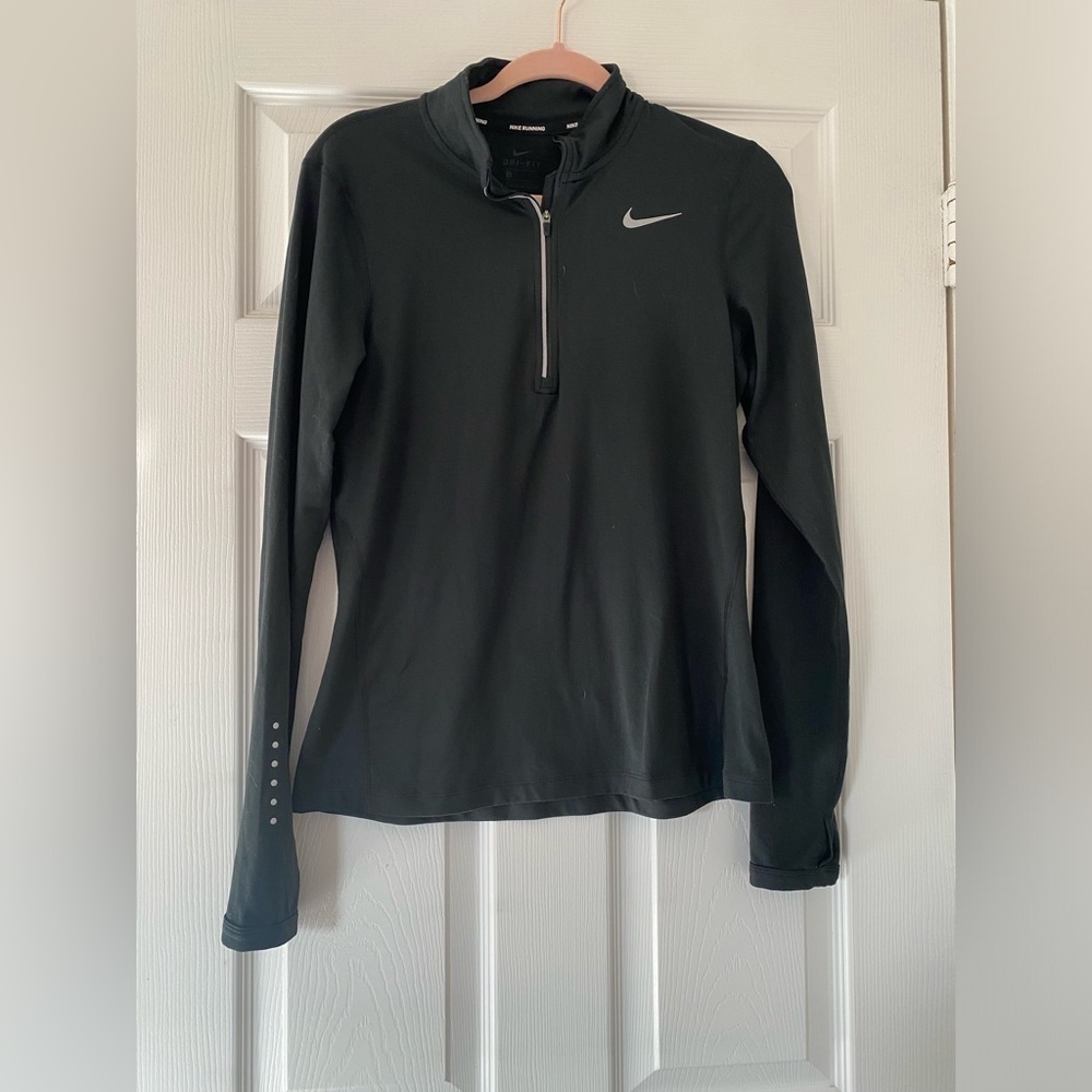 Nike Dri-Fit Black Pullover Jacket Size Small‎